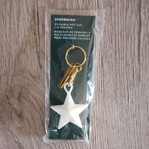 Starbucks 2024 White Star Reusable Hot Cup Lid Stopper & Gold Colored Keychain